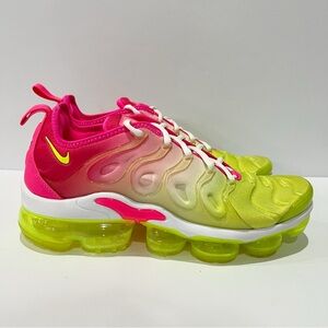 💗 SOLD Nike Air VaporMax Plus Pink Neon Green Yellow DC2045-900 women’s size 8.5